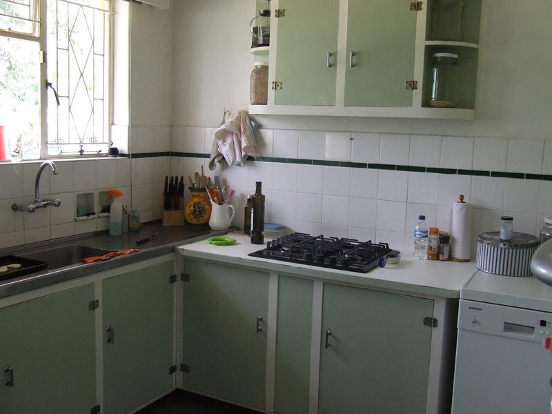 To Let 3 Bedroom Property for Rent in Golden Acre Western Cape